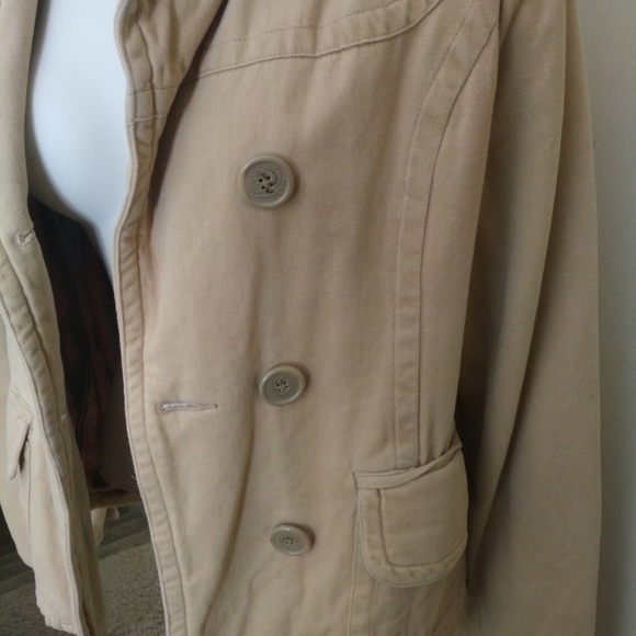 Beige Jacket - Picture 4 of 6